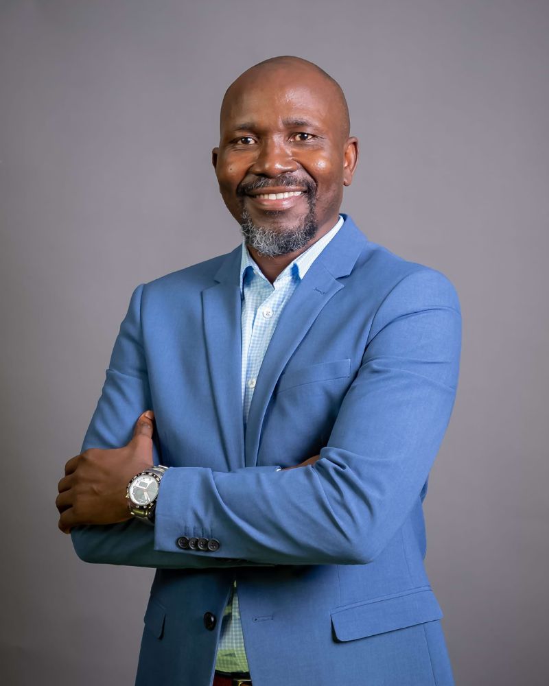 Portrait of Rhodwell Sikazwe, Chief Executive Officer, Hollard Insurance Zambia